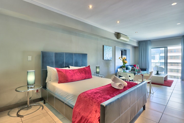 Western Cape Accommodation at Icon Luxury Studio Apartment | Viya