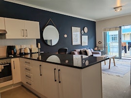 Southern Suburbs Accommodation at Cove Retreat Empire Apartment | Viya