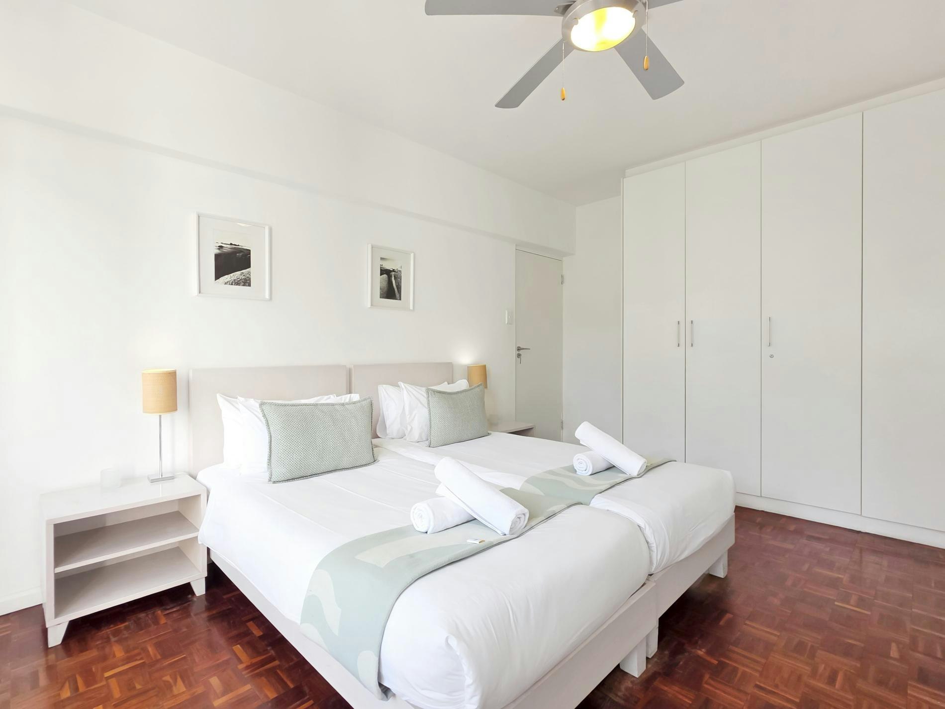St Martini Gardens Balcony Apartment image no 23 of 41