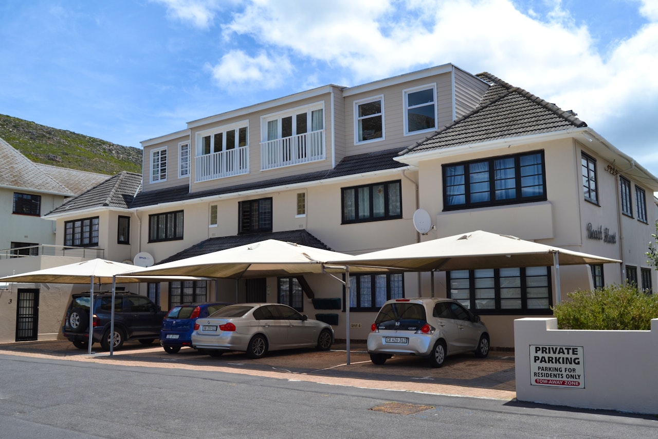 Glencairn Heights Accommodation at  | Viya