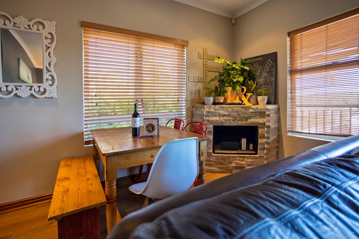 Cape Town Accommodation at Modern Shabby Chic Apartment | Viya