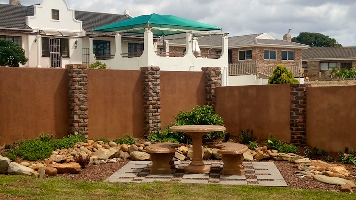 Sarah Baartman District Accommodation at @ Home JBay | Viya