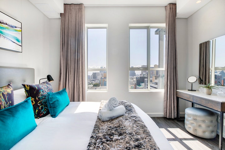 Cape Town Accommodation at Trendy City Sanctuary 1503 | Viya