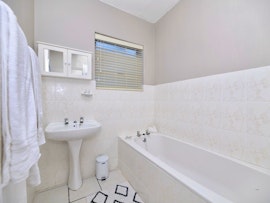 Struisbaai Accommodation at  | Viya