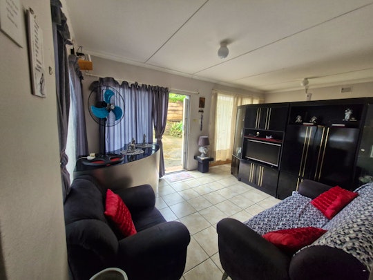 Amanzimtoti Accommodation at  | Viya