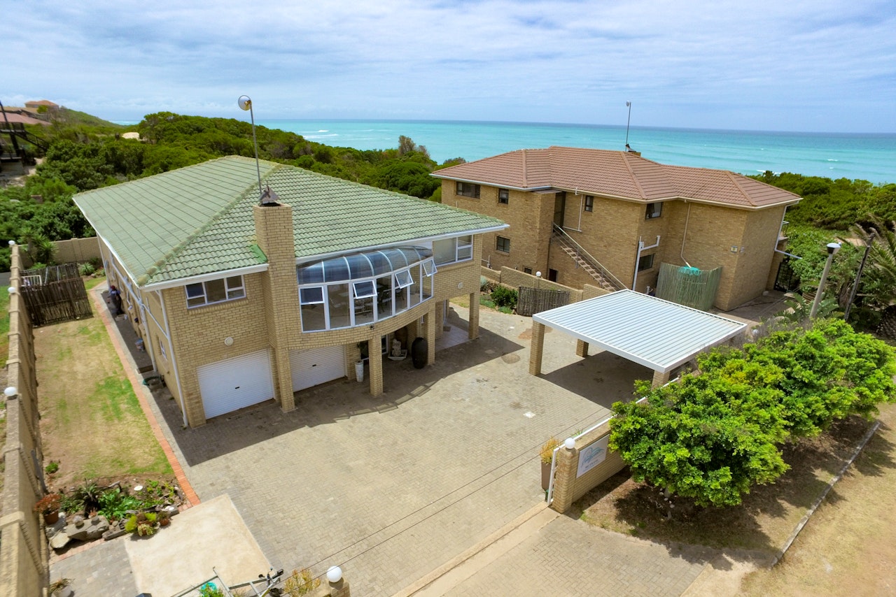 Jeffreys Bay Accommodation at  | Viya