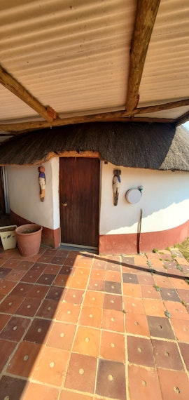 KwaZulu-Natal Accommodation at Mashia Rest Rondavel | Viya