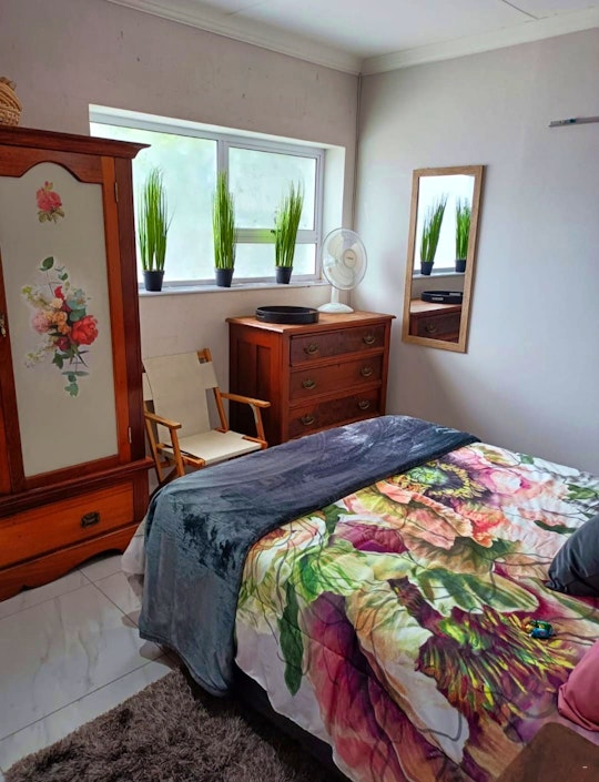 Jeffreys Bay Accommodation at  | Viya