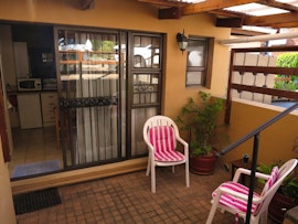 Gqeberha (Port Elizabeth) Accommodation at Dempsey's Self-Catering Guest House | Viya