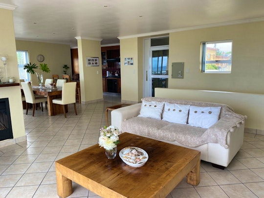 Hermanus Accommodation at  | Viya