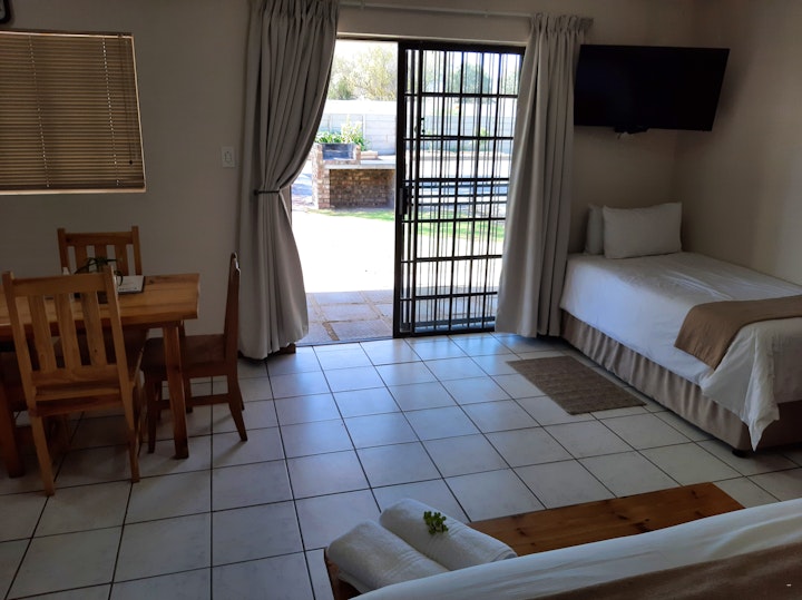 Karoo Accommodation at En Route | Viya