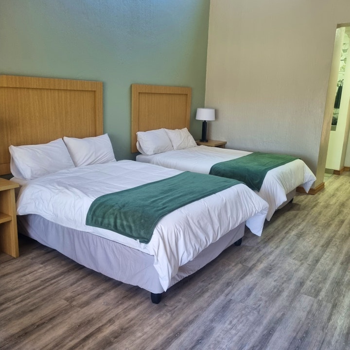 Middelburg Accommodation at Middelburg Country Club | Viya