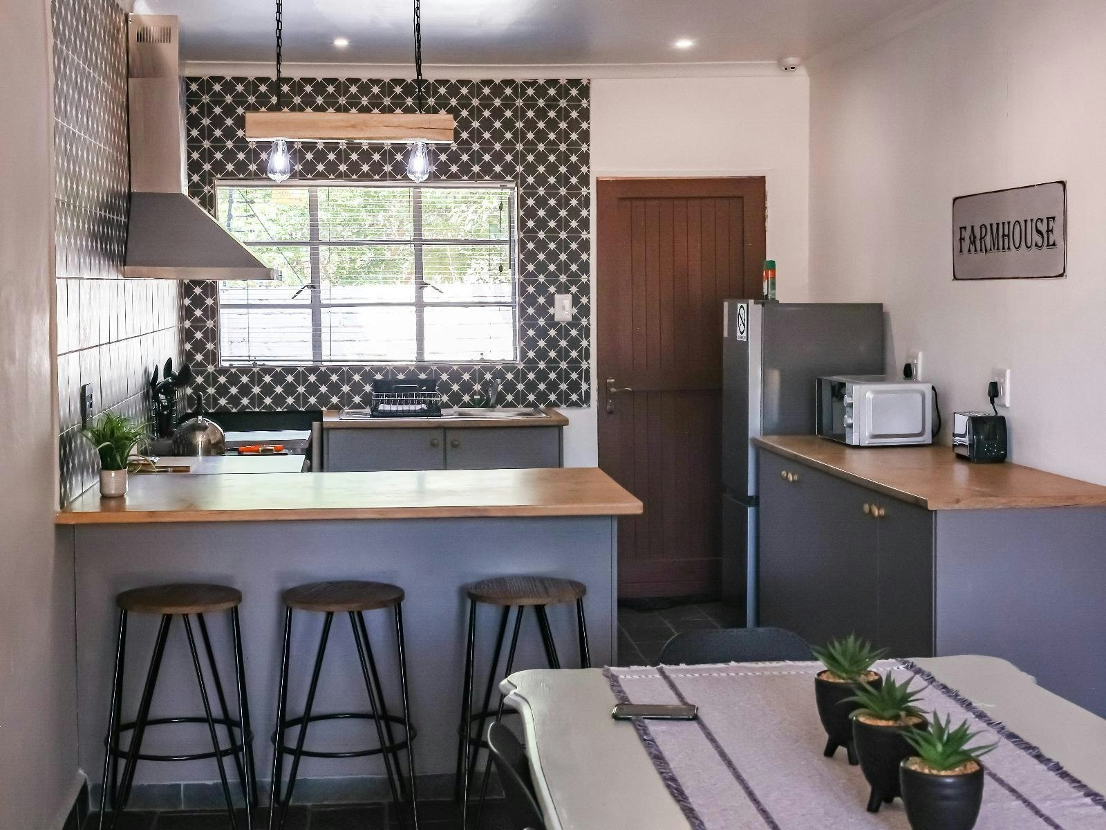 Modern Farm Stays 16A Swart Street image no 2 of 9