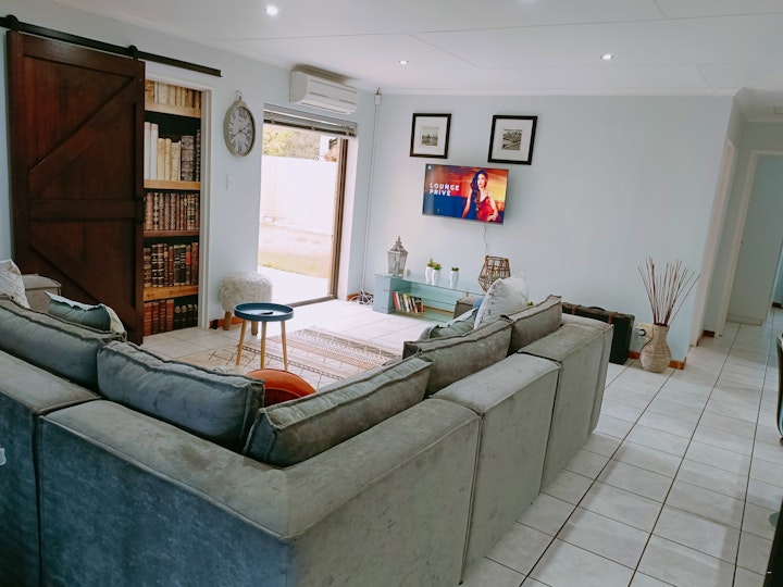 Jeffreys Bay Accommodation at Barefoot Dreams 13 A | Viya