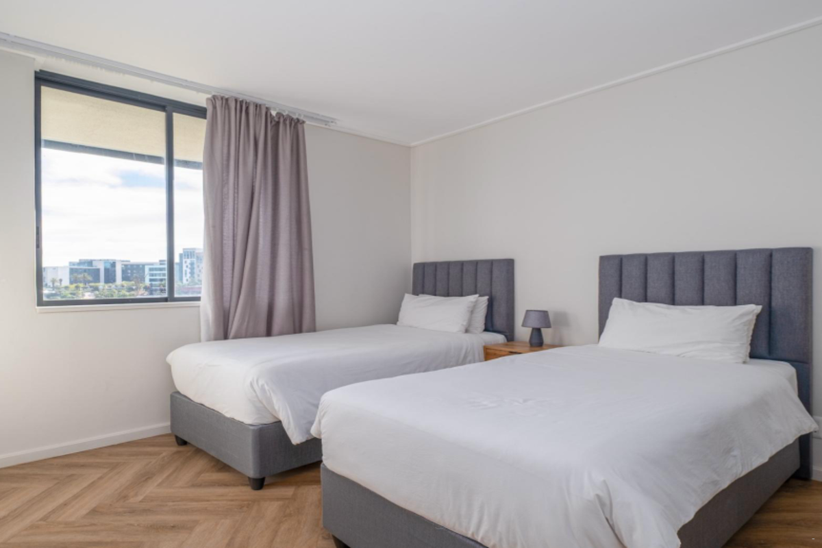 2 Bed Apartment – On Park Unit 315 image no 7 of 29