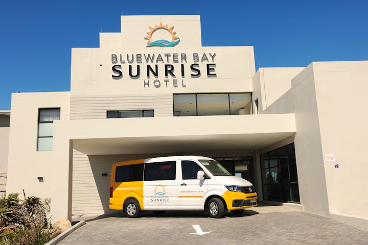 Eastern Cape Accommodation at Bluewater Bay Sunrise Hotel | Viya
