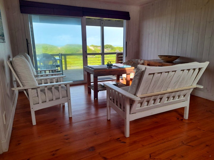 Western Cape Accommodation at Pebbles & Sunsets | Viya