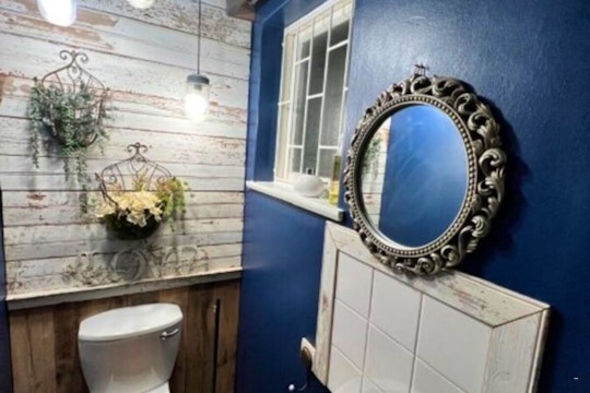 Twelve First Avenue Holiday Home