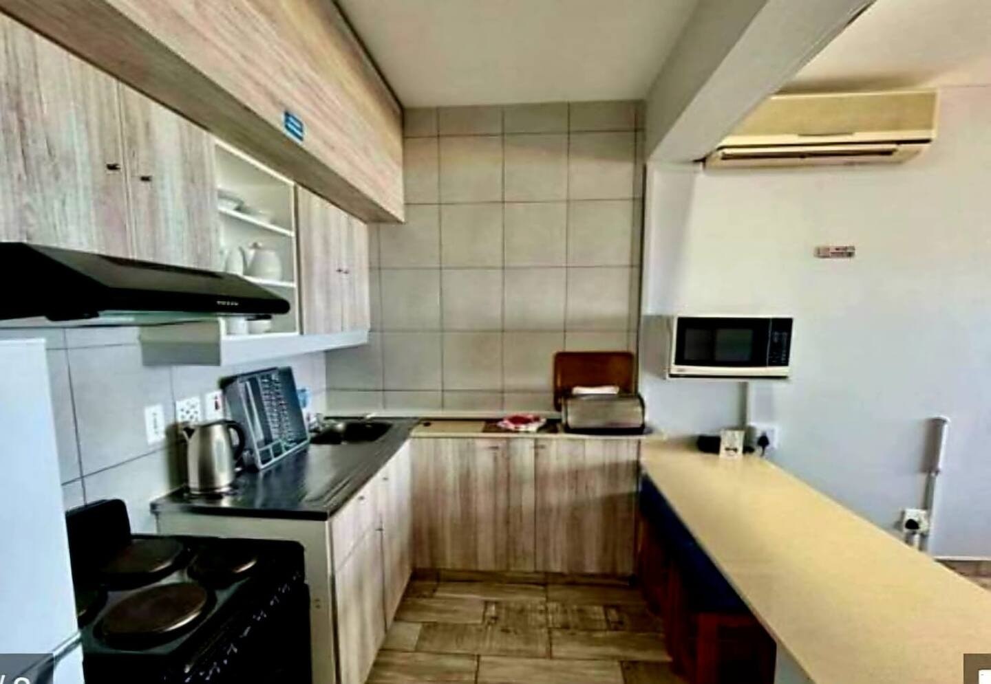 Shaka Shores Apartment 4C image no 6 of 10