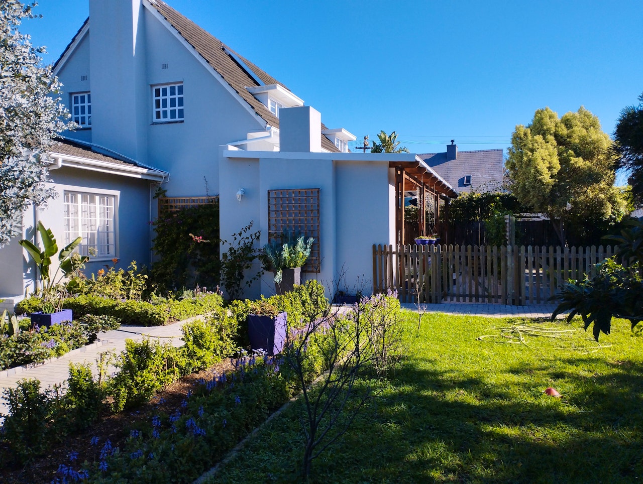 Southern Suburbs Accommodation at  | Viya