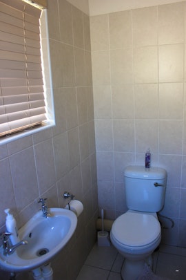 Northern Suburbs Accommodation at Parow North Self Catering Unit | Viya