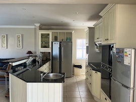 Struisbaai Accommodation at Marlyn 11 | Viya