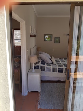 Hermanus Accommodation at Voëlklip Tuinwoonstel | Viya