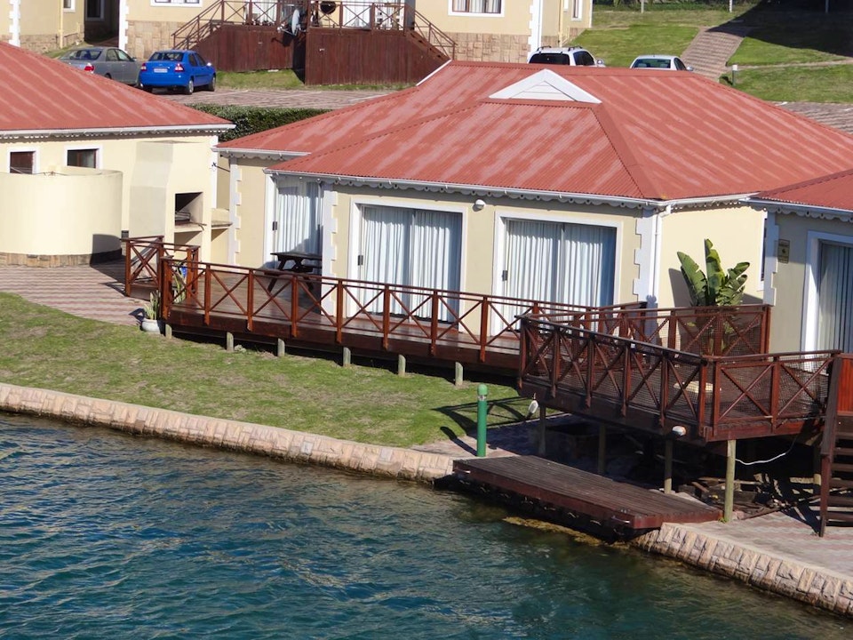 Jeffreys Bay Accommodation at  | Viya