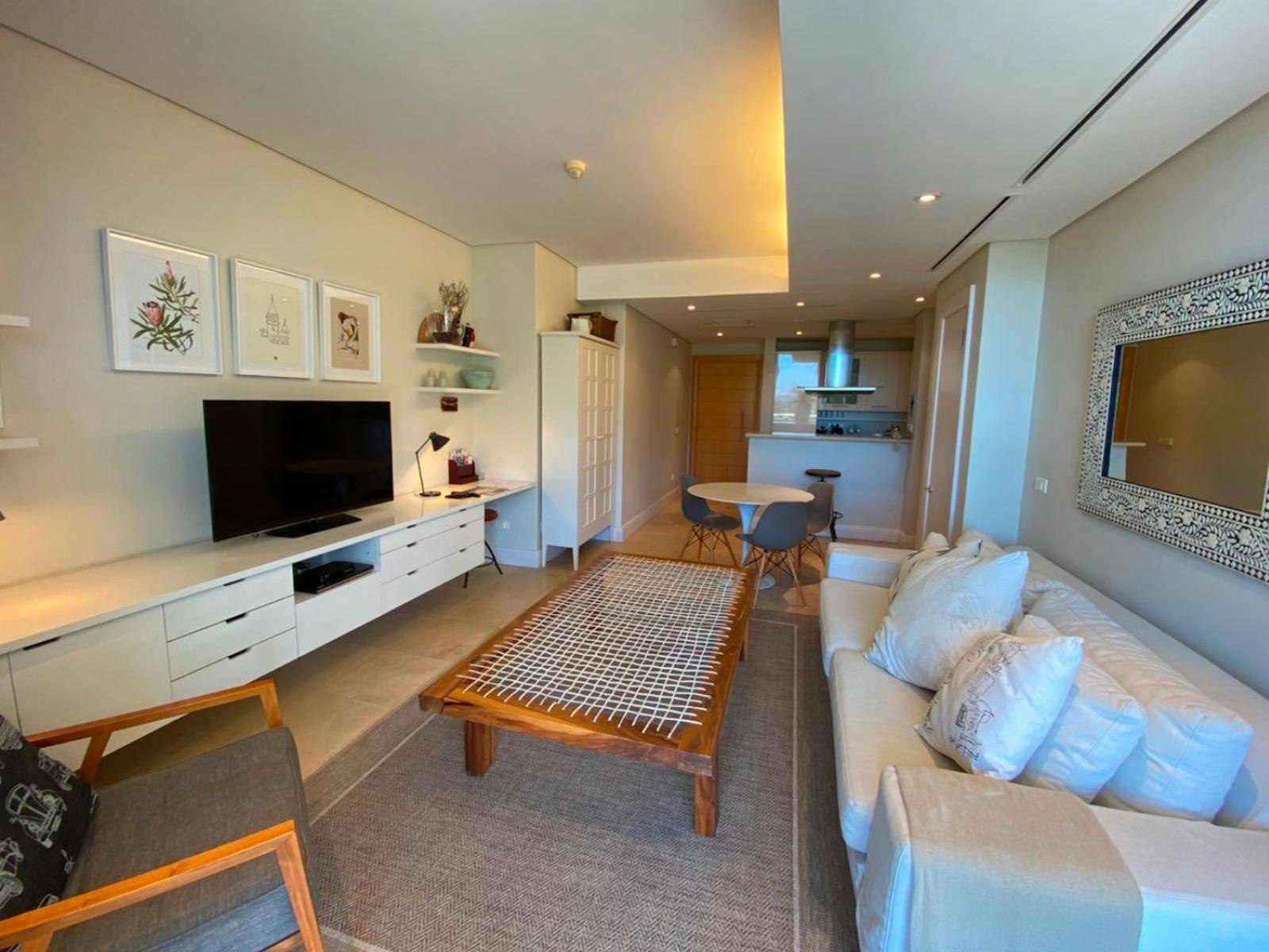 Mountain Marina - One Bedroom Premier 6 image no 5 of 13