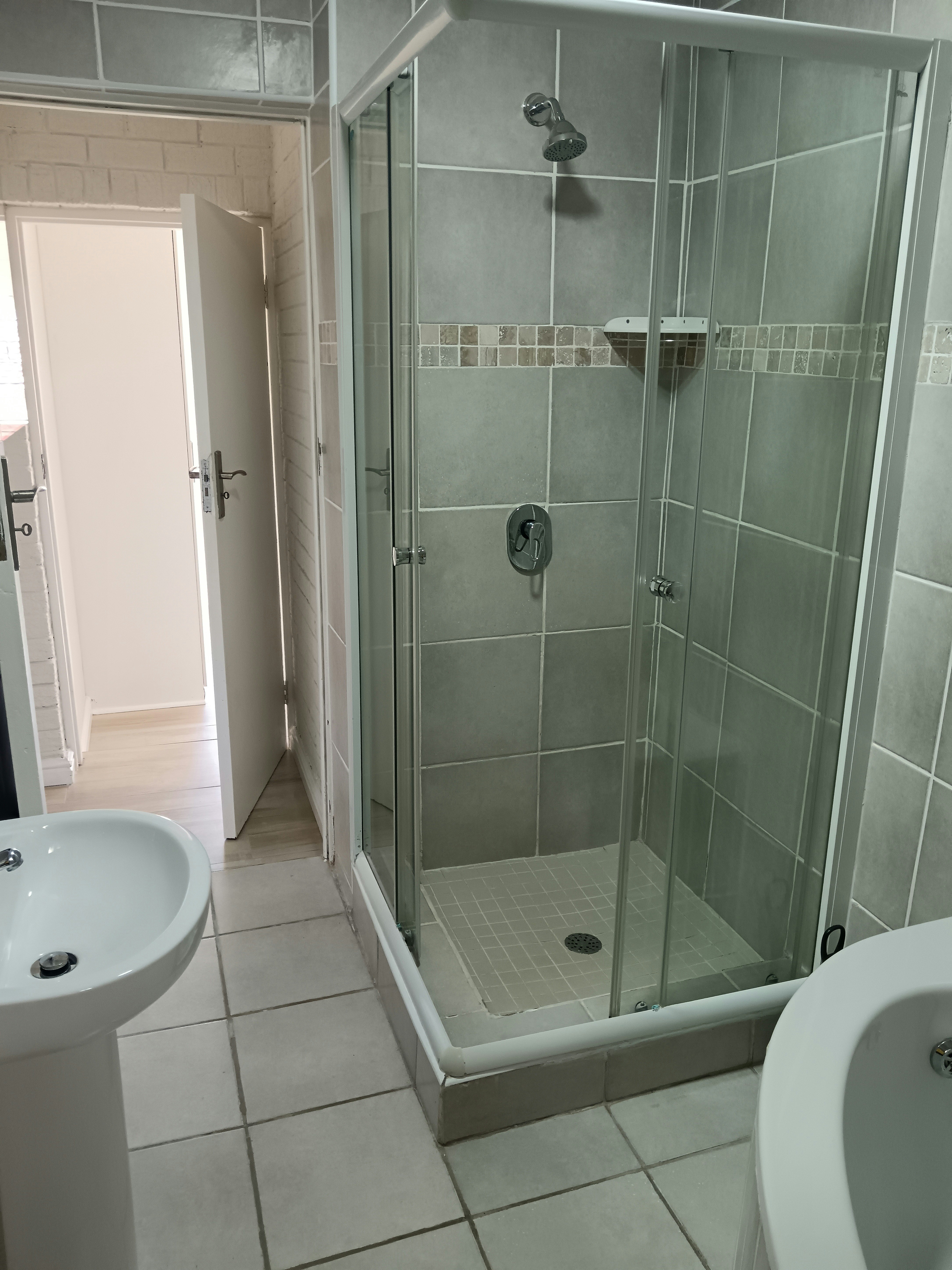 Lazy Days Apartments - JBay @ Point image no 16 of 19
