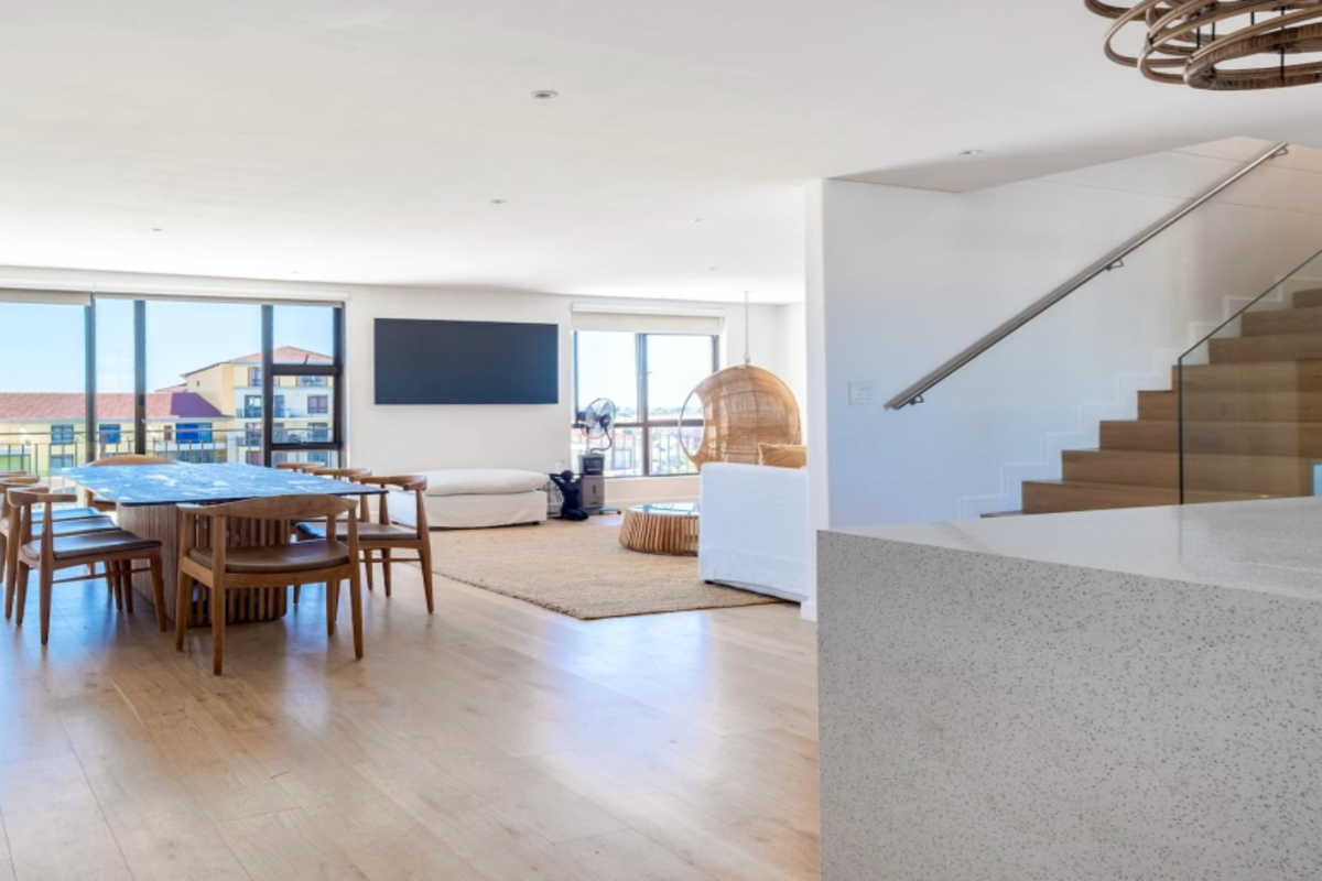3 Bed 3 Bath Penthouse ICP606 image no 18 of 86