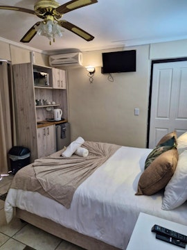 Plettenberg Bay Accommodation at  | Viya