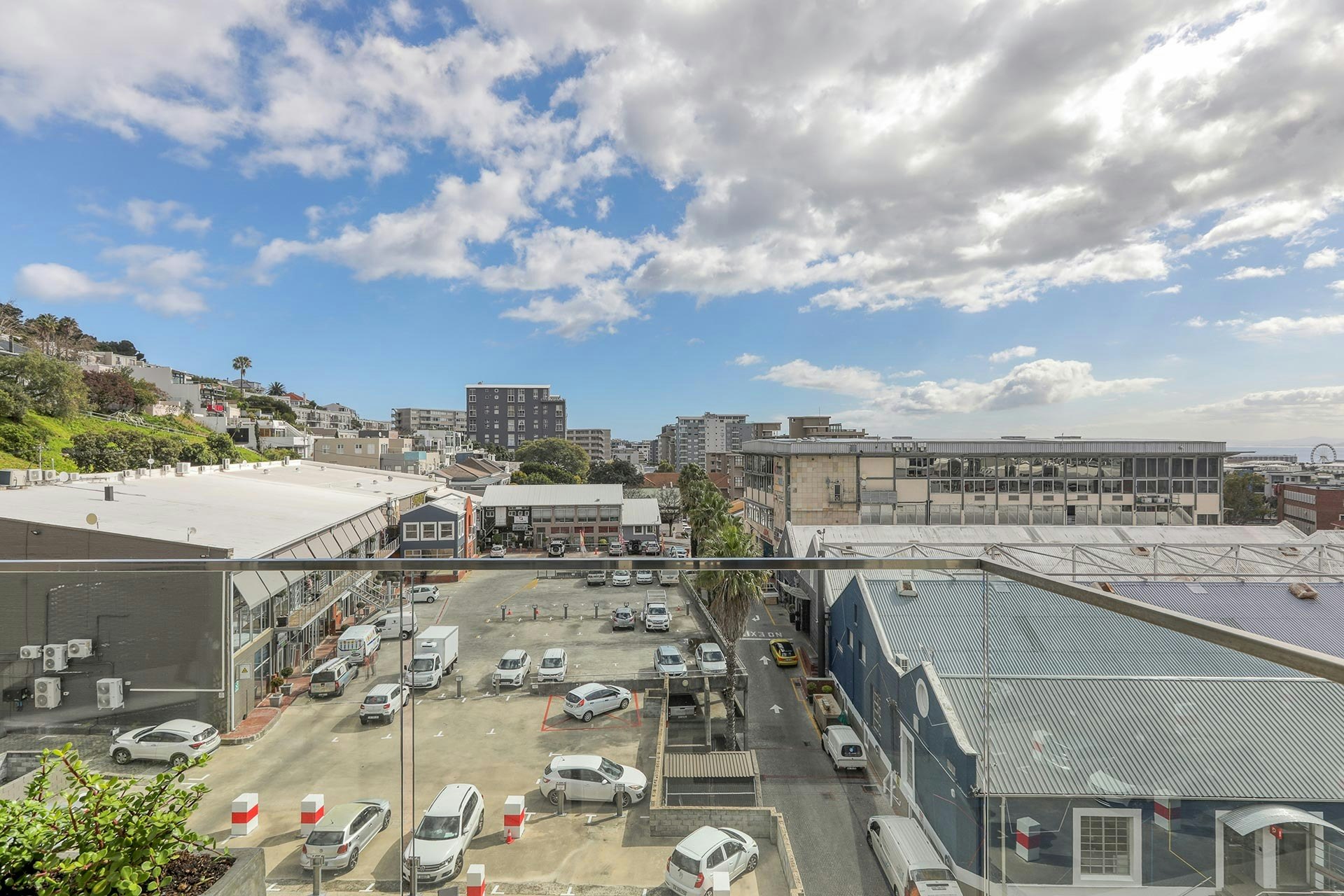 604 Luxury City View image no 14 of 16