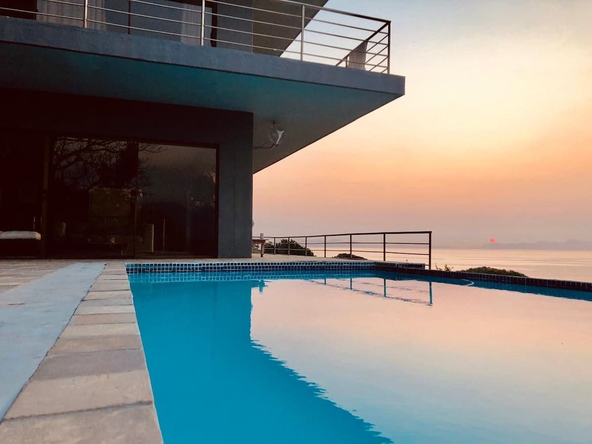 Gordon's Bay Villa with Sea and Mountain Views image no 4 of 38