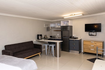 Paarl Accommodation at  | Viya