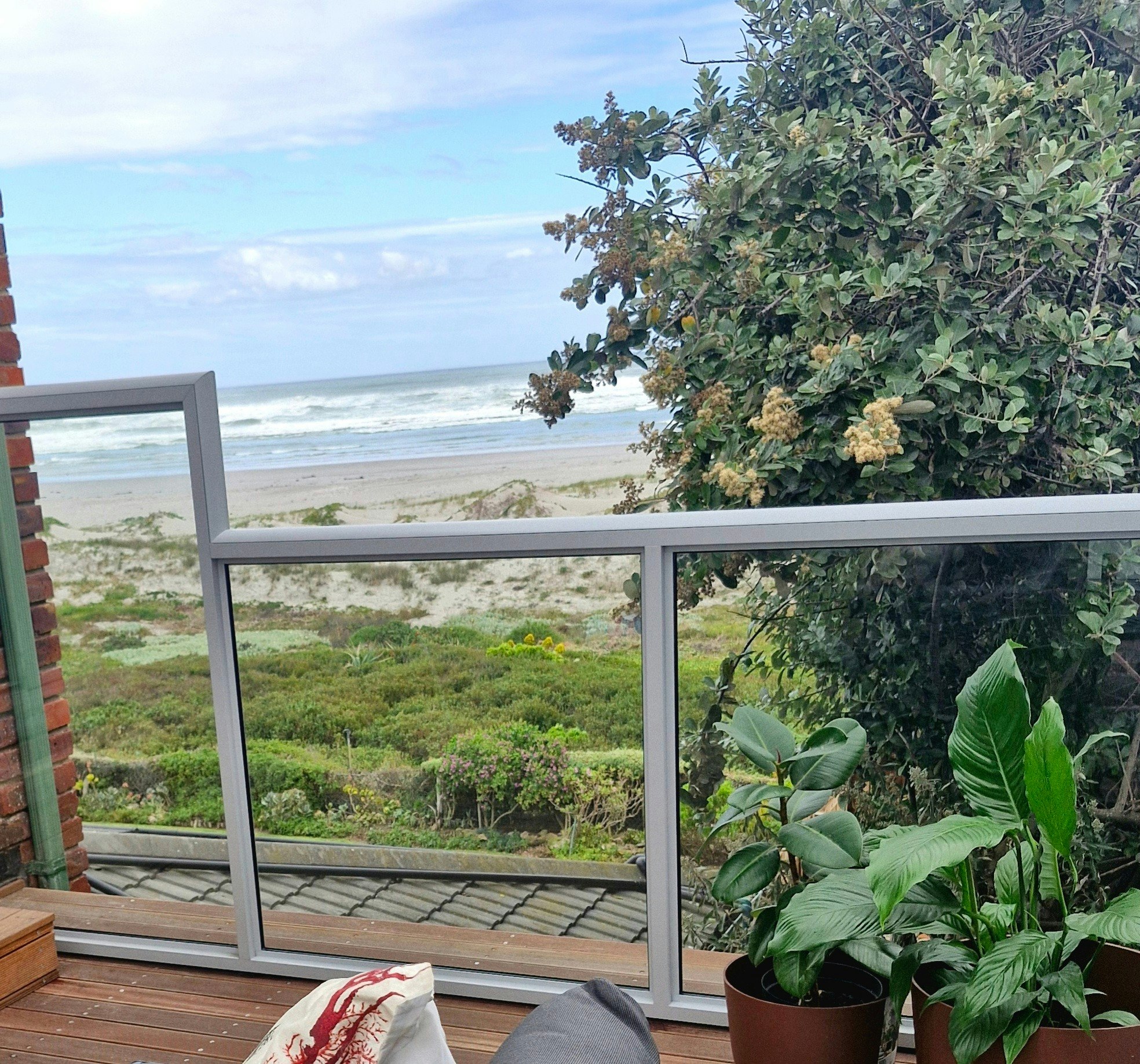 Beachfront Studio image no 40 of 41