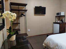 Karoo Accommodation at  | Viya