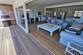 Glencairn Heights Accommodation at Surfwatch Villa and Cottage | Viya