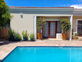 Bloubergstrand Accommodation at West Beach Guest Rooms | Viya