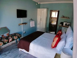 Kloof Accommodation at Queenz Bed and Breakfast | Viya