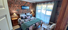 Betty's Bay Accommodation at Blombos Selfsorg | Viya