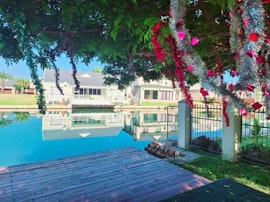 Jeffreys Bay Accommodation at Lifestyle on the Canals | Viya