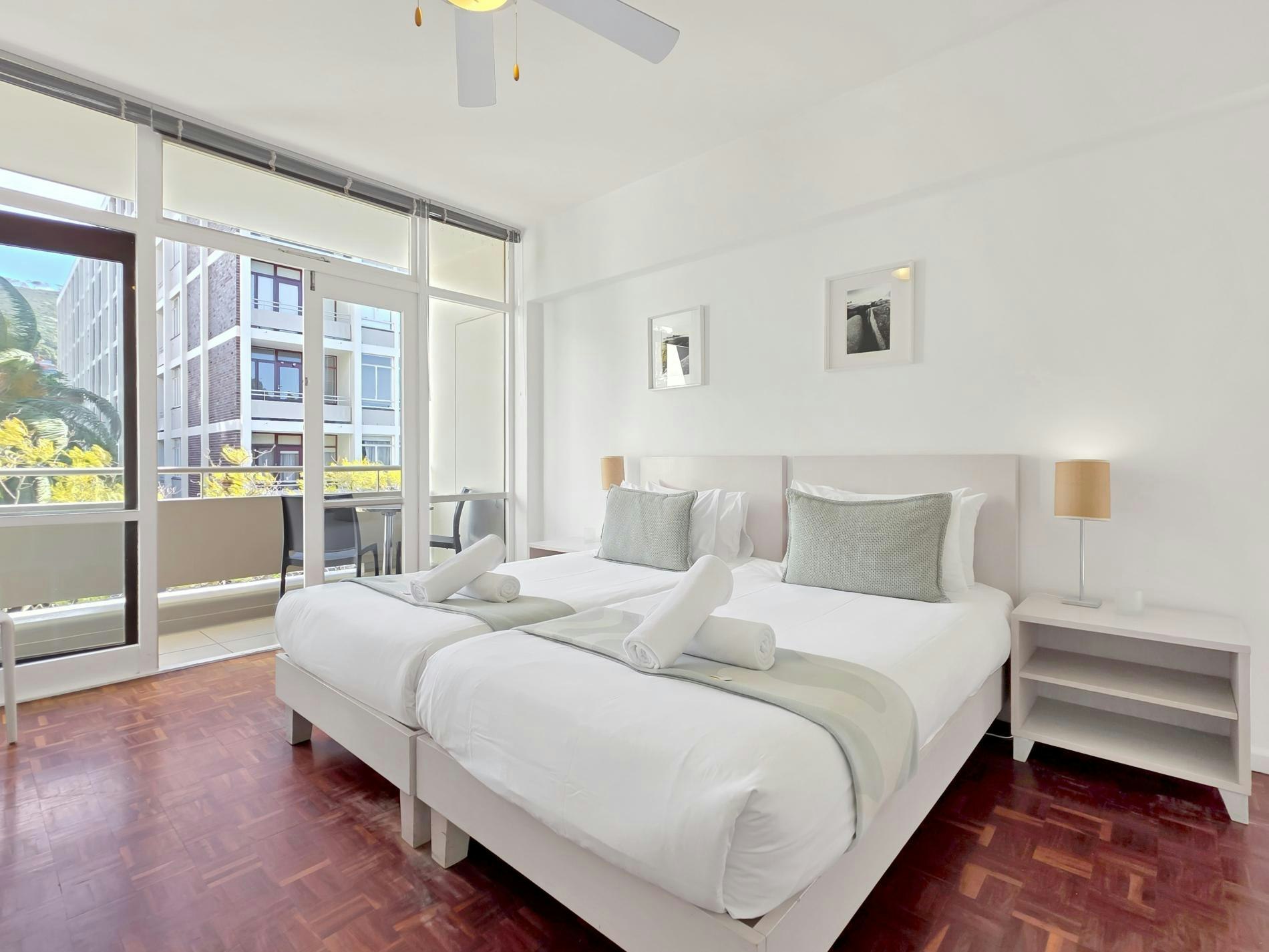 St Martini Gardens Balcony Apartment image no 21 of 41