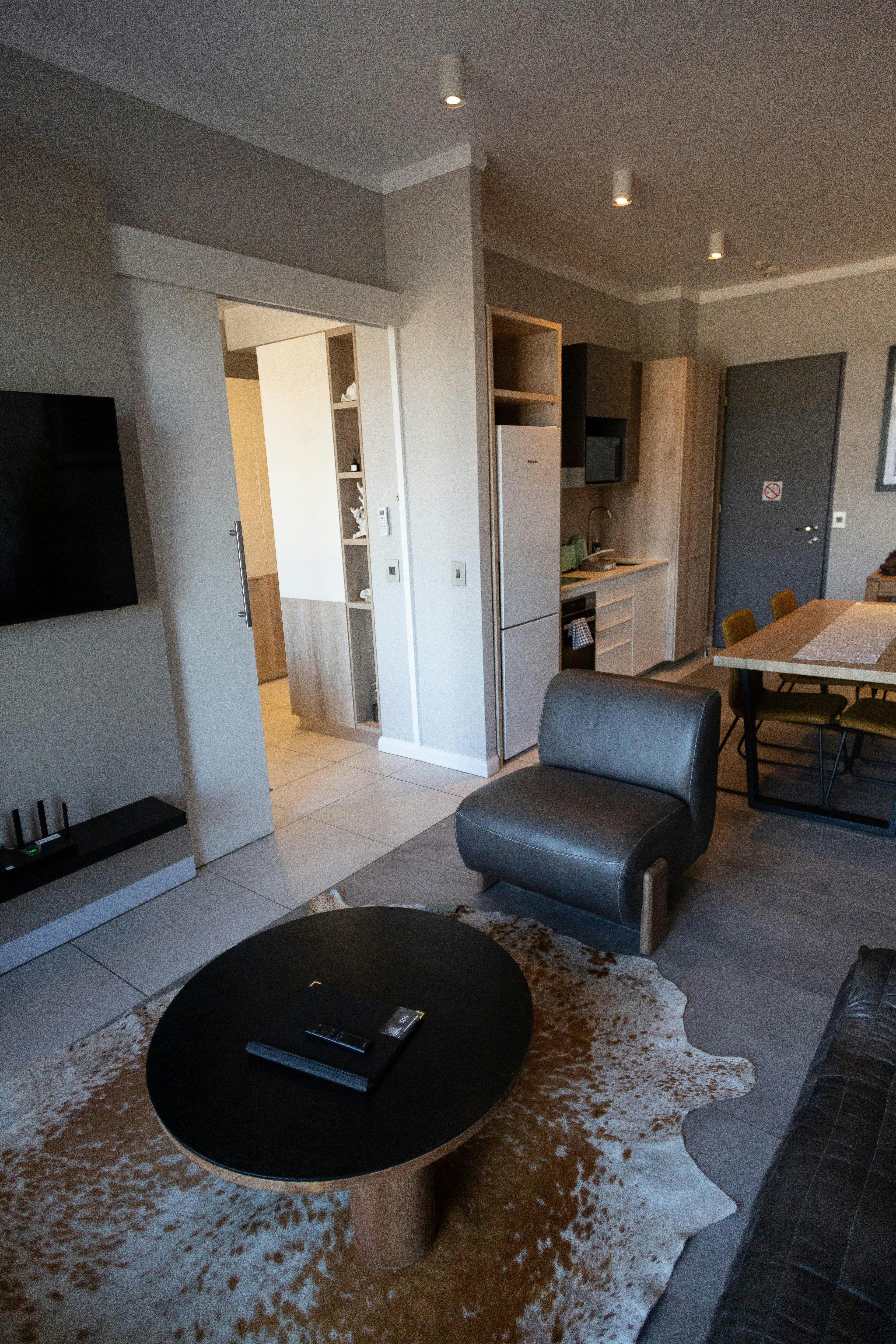 Trilogy Luxury Suites - Apartment 508 image no 12 of 23