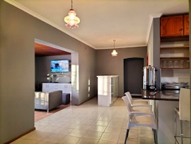 Northern Suburbs Accommodation at Step-by-Step Guest House | Viya