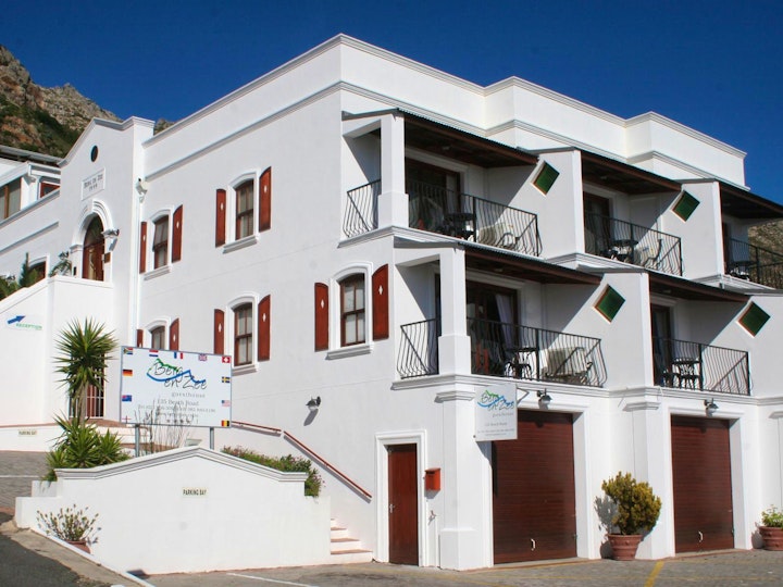 Cape Town Accommodation at Berg en Zee Guesthouse | Viya