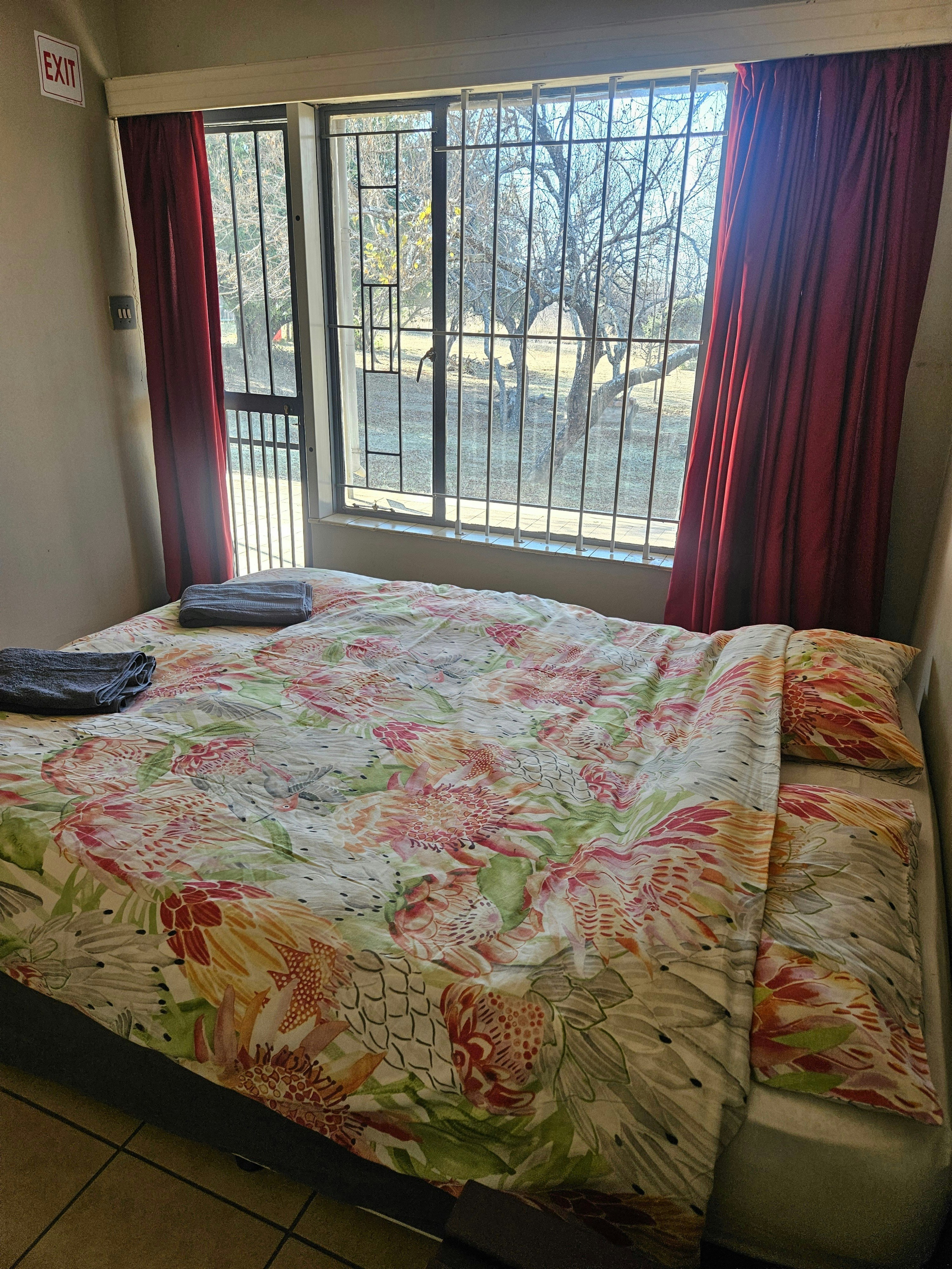 Tambuki Backpackers & Self-catering - Dinokeng image no 6 of 15