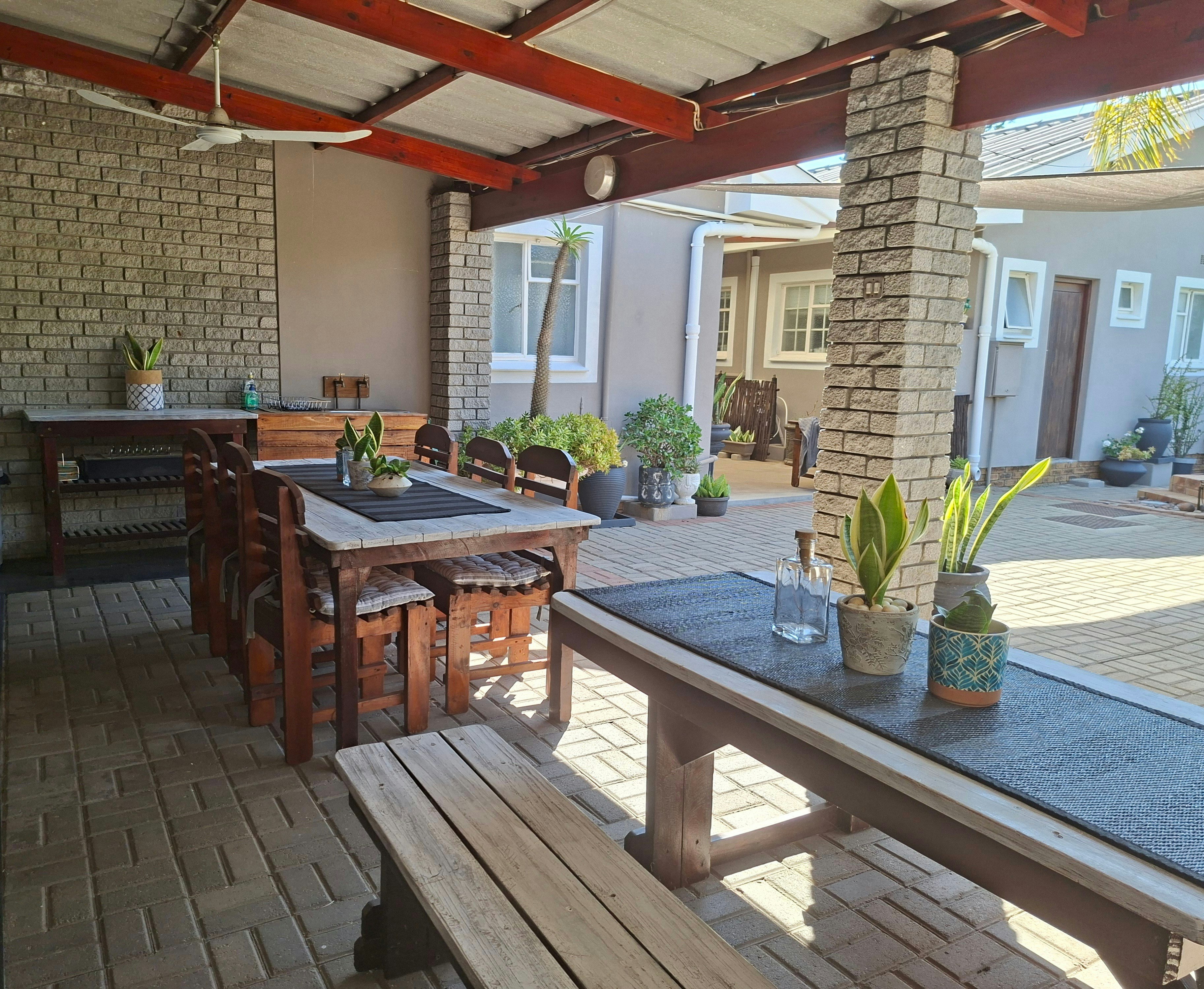 Voni's Cottages image no 4 of 5