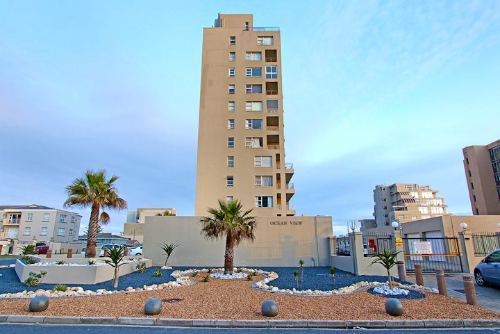 Cape Town Accommodation at Ocean View C602 | Viya