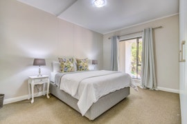 Northern Suburbs Accommodation at UniqueStay Mayfair Deluxe 3 Bedroom Apartment | Viya